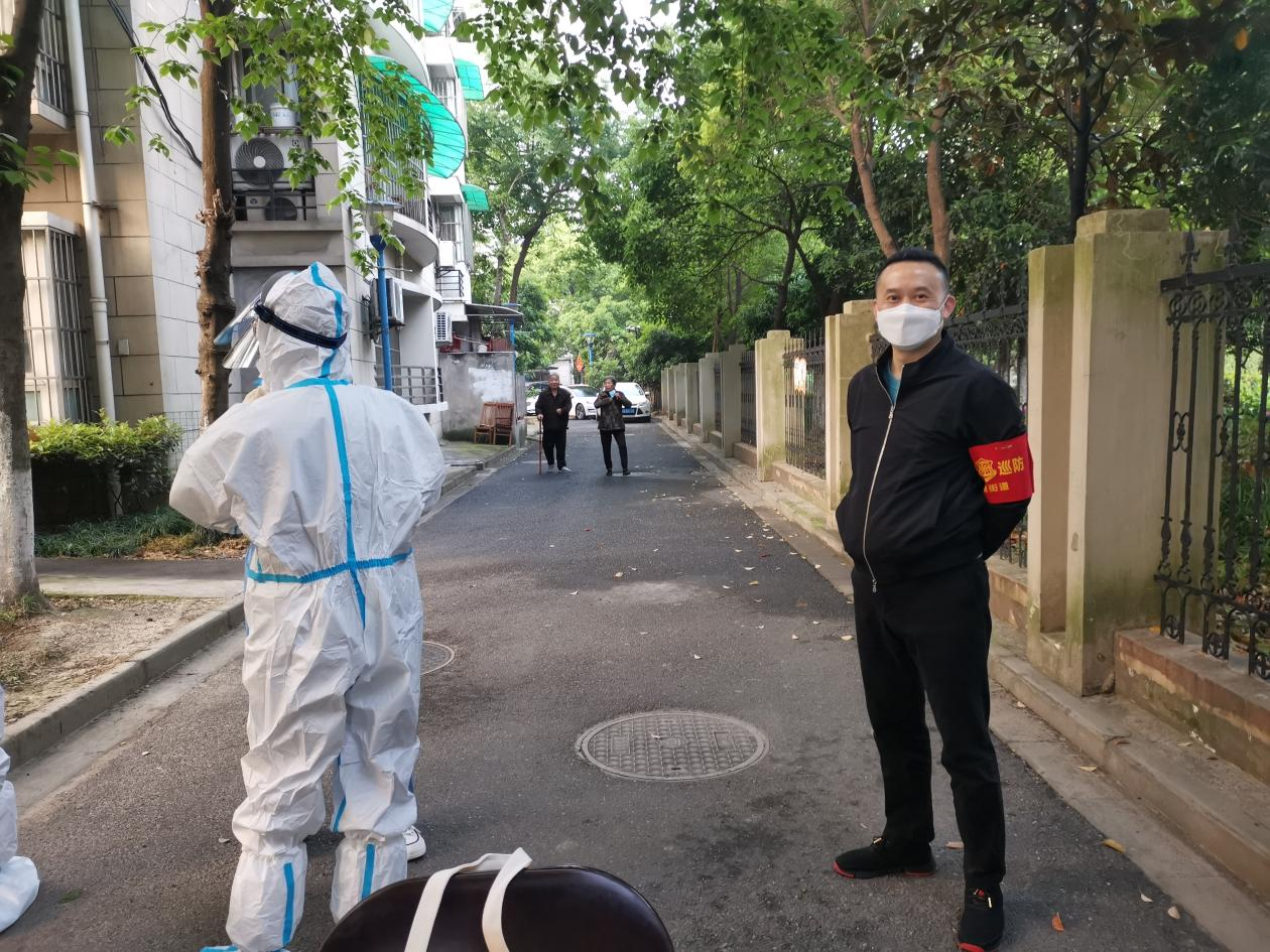 浙江逐梦国际集团党员、员工积极协助参加核酸检测工作